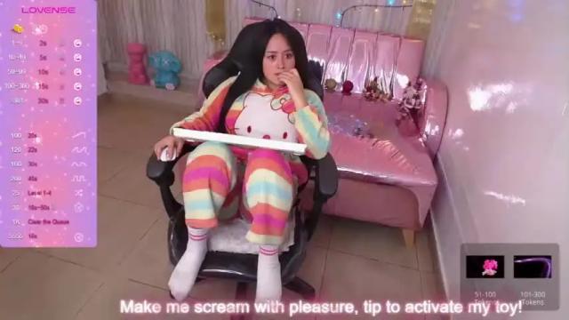 Image 4 of miavibes_t Stream on Chaturbate on 18 months ago