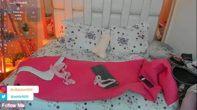 Image 2 of miavillalobos_ Stream on Chaturbate on 1 month ago