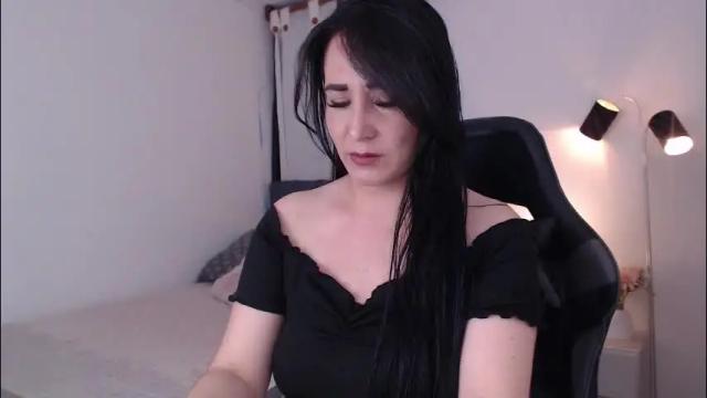 Image 4 of miawilson_1 Stream on Chaturbate on 3 days ago