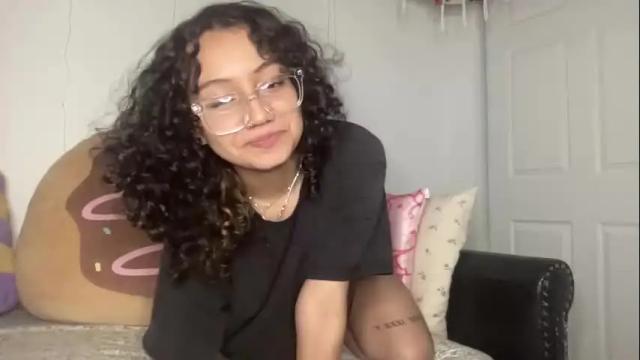 Image 4 of miaxrain Stream on Chaturbate on 1 month ago
