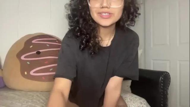 Image 8 of miaxrain Stream on Chaturbate on 1 month ago