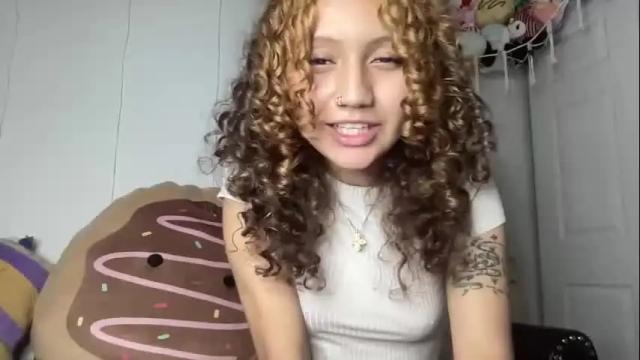 Image 7 of miaxrain Stream on Chaturbate on 6 days ago