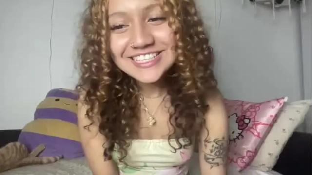 Image 10 of miaxrain Stream on Chaturbate on 5 days ago