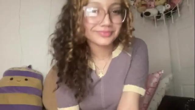 Image 12 of miaxrain Stream on Chaturbate on 3 days ago