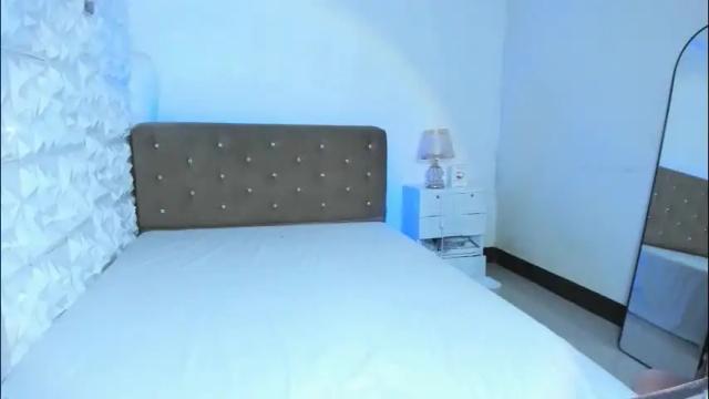 Image 3 of micaganda1 Stream on Chaturbate on 1 month ago