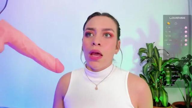 Image 2 of mich_bittersweet Stream on Chaturbate on 12 months ago
