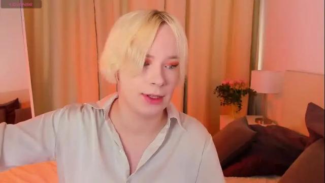 Image 2 of michael_swan Stream on Chaturbate on 29 days ago