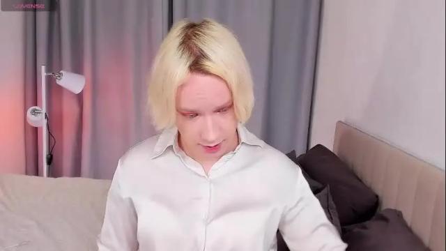 Image 6 of michael_swan Stream on Chaturbate on 24 days ago