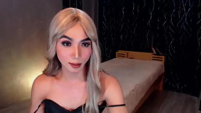 Image 4 of michaelagoddess Stream on Chaturbate on 4 days ago