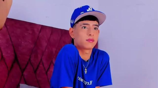 Image 3 of michaell_adamss Stream on Chaturbate on 14 months ago