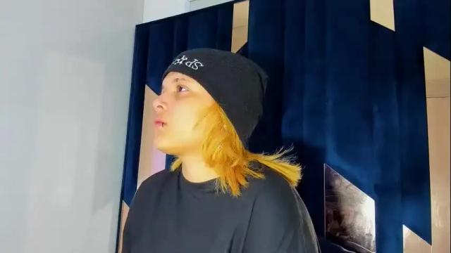 Image 2 of michell_rs Stream on Chaturbate on 1 month ago