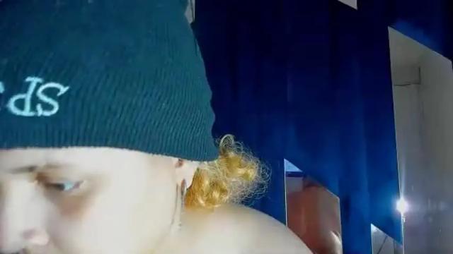 Image 12 of michell_rs Stream on Chaturbate on 1 month ago