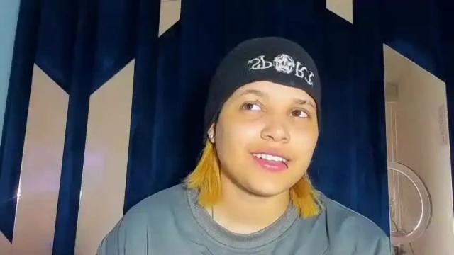 Image 3 of michell_rs Stream on Chaturbate on 1 month ago