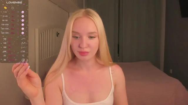 Image 12 of michelle_filman Stream on Chaturbate on 3 months ago