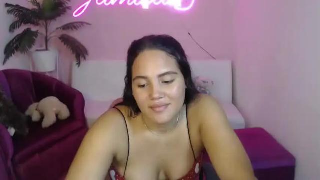 Image 11 of michelle_giirl Stream on Chaturbate on 17 months ago
