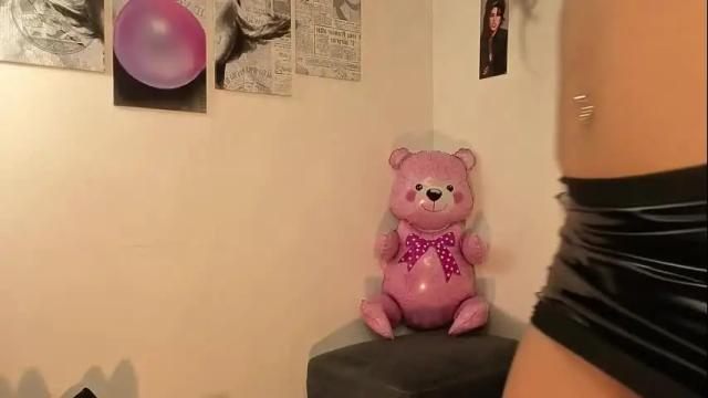 Image 4 of michelle_se Stream on Chaturbate on 17 days ago