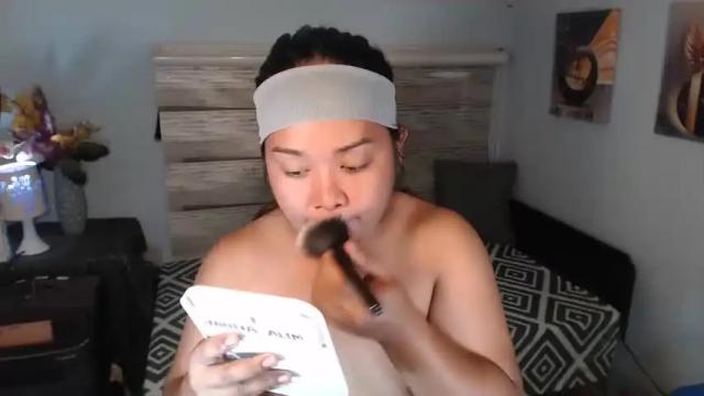 Image 2 of michellechannelxxx Stream on Chaturbate on 12 months ago