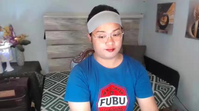 Image 4 of michellechannelxxx Stream on Chaturbate on 12 months ago