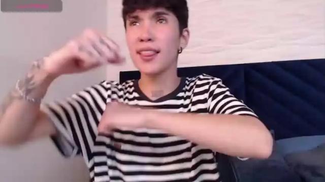 Image 7 of michelledeluca Stream on Chaturbate on 16 months ago
