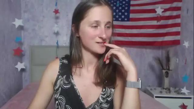 Image 4 of michellee11 Stream on Chaturbate on 6 months ago