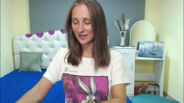 Image 3 of michellee11 Stream on Chaturbate on 5 months ago