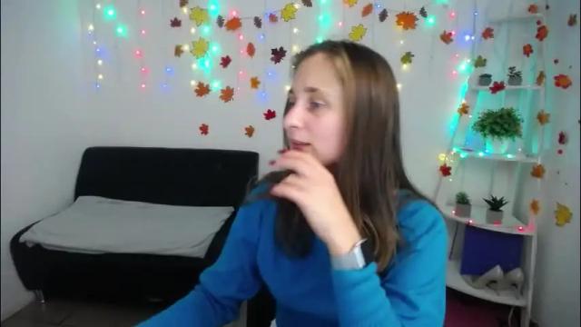 Image 3 of michellee11 Stream on Chaturbate on 2 months ago