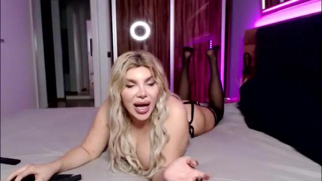 Image 10 of michelleishere Stream on Chaturbate on 23 days ago