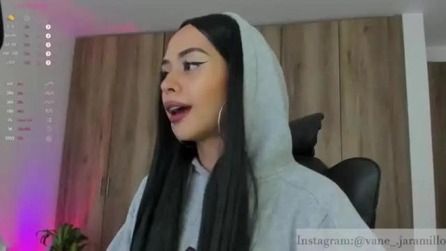 Image 4 of michellelyonnee Stream on Chaturbate on 19 months ago