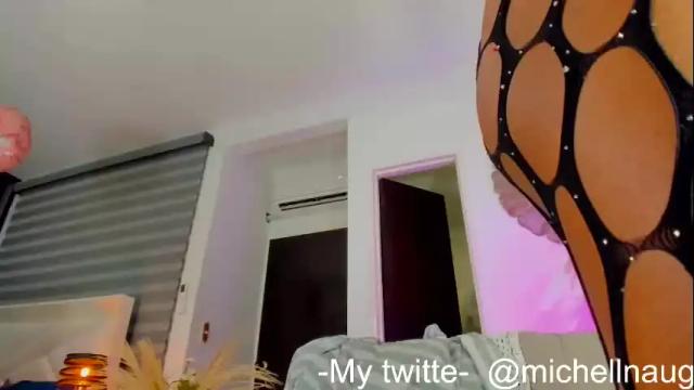 Image 8 of michellnaug Stream on Chaturbate on 1 month ago