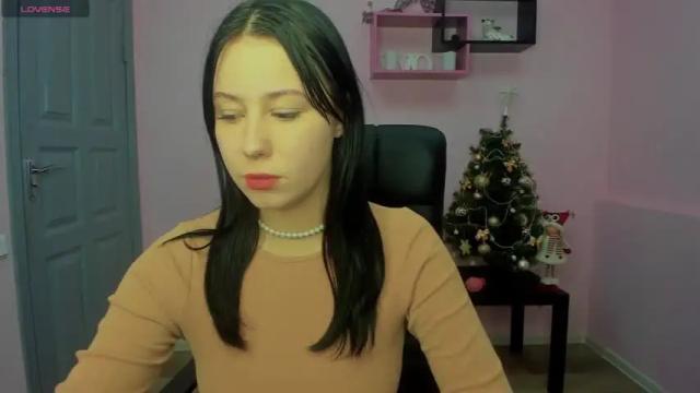 Image 8 of michelmorton Stream on Chaturbate on 17 months ago