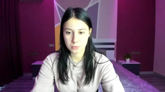 Image 3 of michelmorton Stream on Chaturbate on 16 months ago