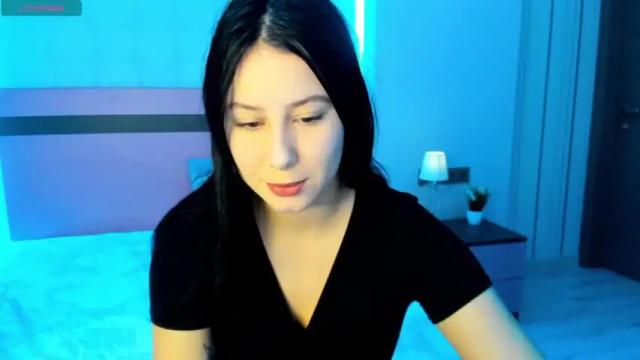 Image 3 of michelmorton Stream on Chaturbate on 15 months ago