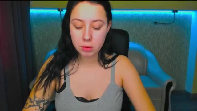 Image 8 of michelmorton Stream on Chaturbate on 15 months ago