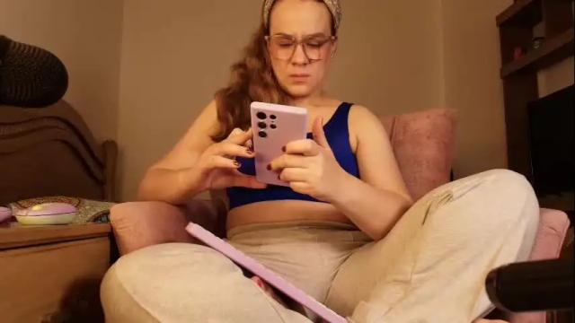 Image 4 of mickekim Stream on Chaturbate on 2 months ago