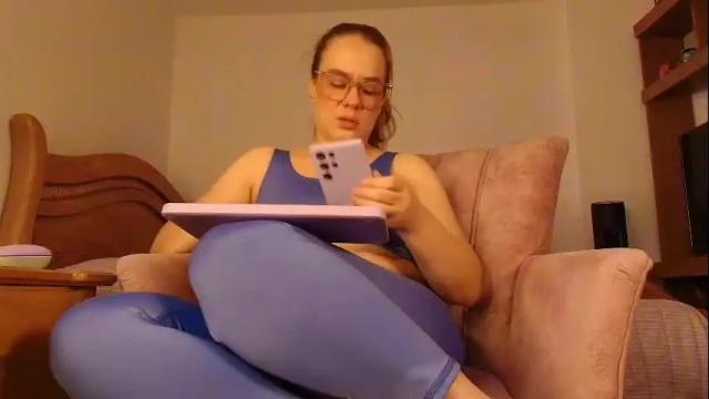 Image 11 of mickekim Stream on Chaturbate on 1 month ago