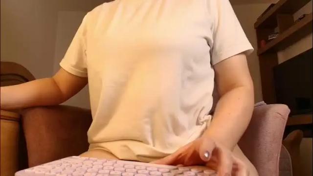 Image 6 of mickekim Stream on Chaturbate on 3 months ago