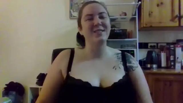 Image 7 of mickeybeebop Stream on Chaturbate on 19 months ago
