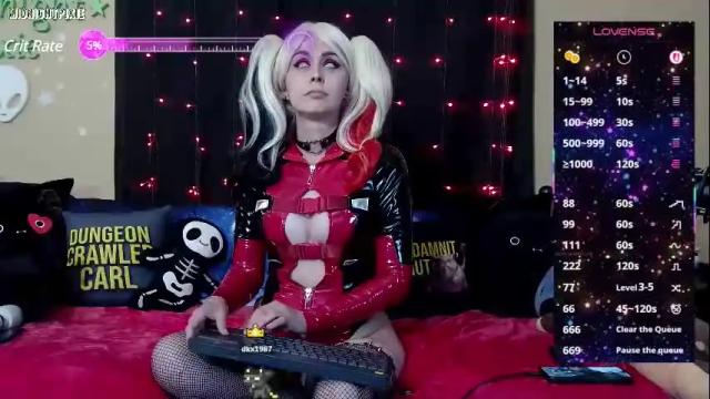 Image 11 of midnightpixie Stream on Chaturbate on 20 days ago
