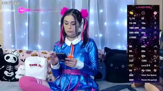 Image 3 of midnightpixie Stream on Chaturbate on 23 days ago