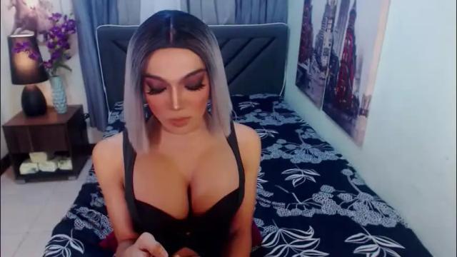 Image 4 of midnightscentxx Stream on Chaturbate on 1 month ago