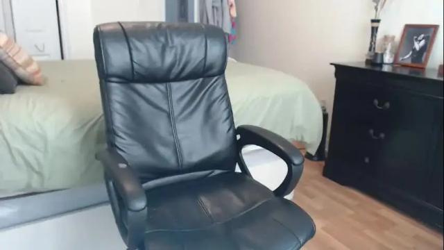 Image 6 of midsummernightsdream Stream on Chaturbate on 22 days ago