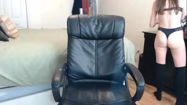 Image 4 of midsummernightsdream Stream on Chaturbate on 2 days ago