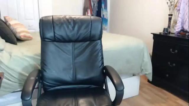 Image 2 of midsummernightsdream Stream on Chaturbate on 6 months ago