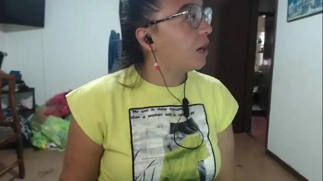 Image 11 of miia_big1boobs Stream on Chaturbate on 11 days ago