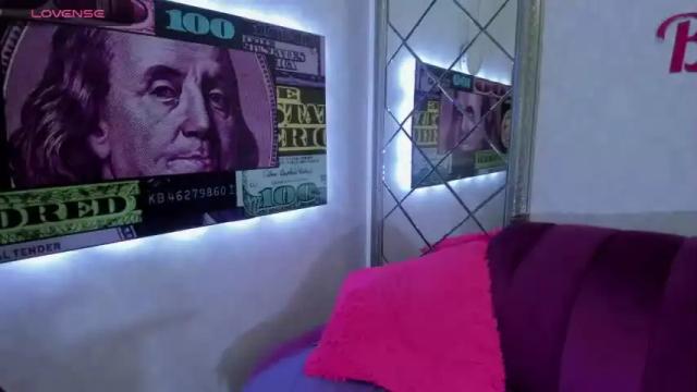 Image 10 of miia_cutte19 Stream on Chaturbate on 27 months ago