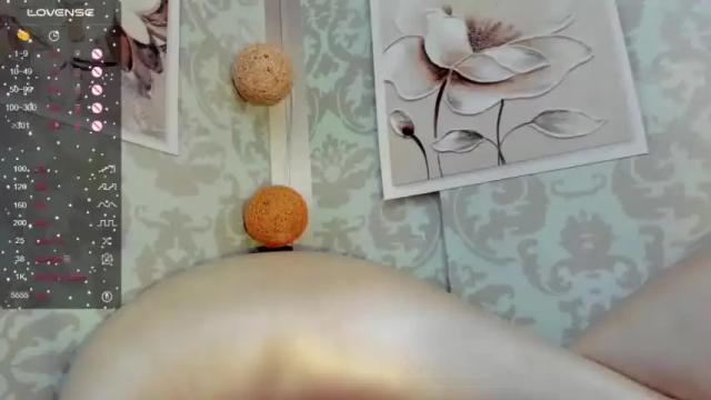 Image 11 of miia_cutte19 Stream on Chaturbate on 18 months ago