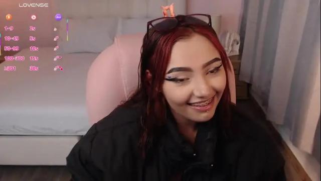 Image 12 of miia_fox01 Stream on Chaturbate on 20 days ago