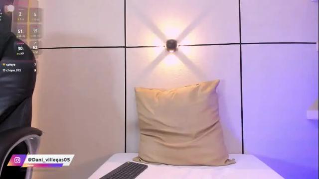 Image 4 of miia_parker_ Stream on Chaturbate on 8 days ago
