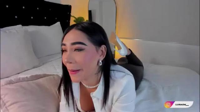 Image 6 of miia_smiith02 Stream on Chaturbate on 2 months ago