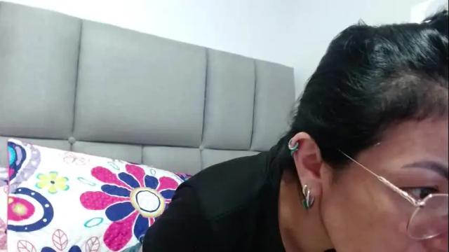 Image 11 of miia_teylorr Stream on Chaturbate on 10 days ago
